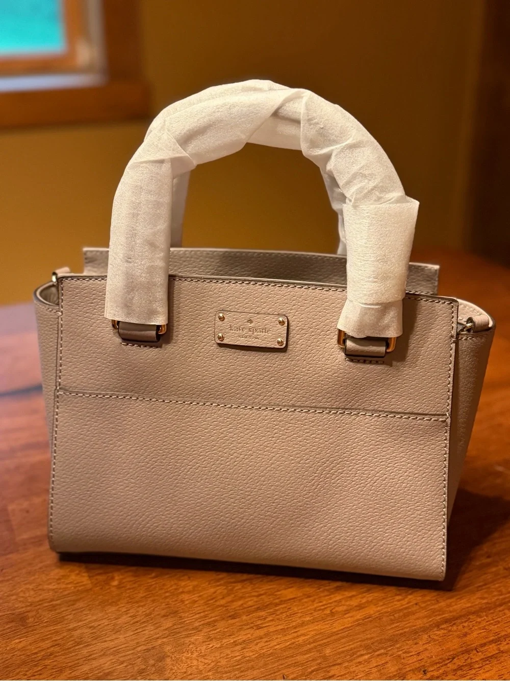 kate spade NWT Pebbled Leather Crossbody Tote Satchel in Light Beige $398 Retail